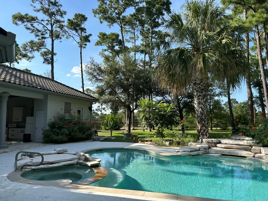 110 Pine Ct, Bastrop, TX 78602 - #3