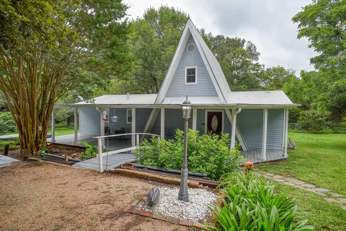 147 Deer Run Dr, Cedar Creek, TX 78612 - #1