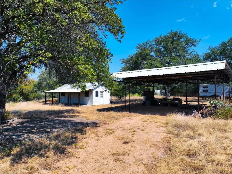 25000 Andrew Dr, Spicewood, TX 78669 - #2
