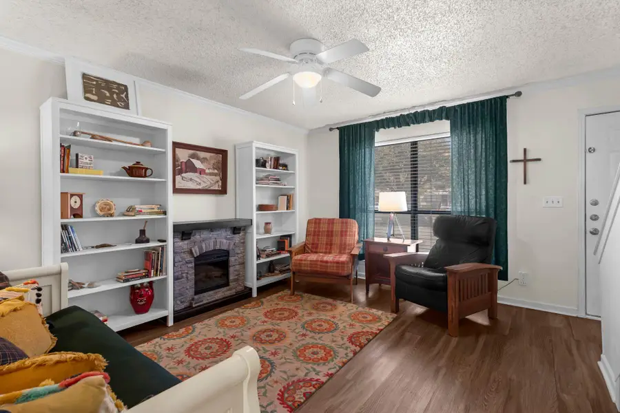 3008 Whisper Oaks Ln #B, Georgetown, TX 78628 - #2