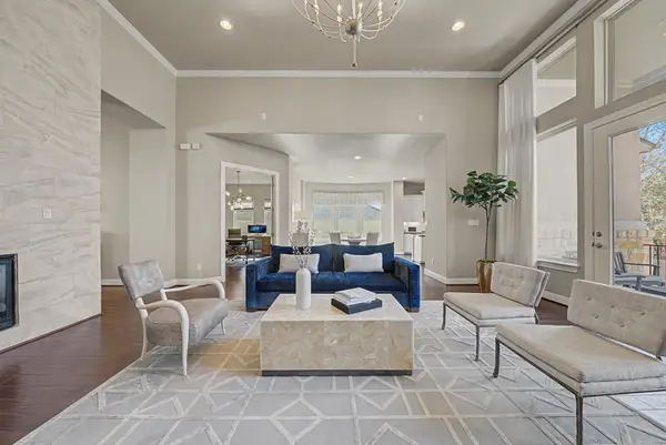 16024 La Rosa Dr, Bee Cave, TX 78738