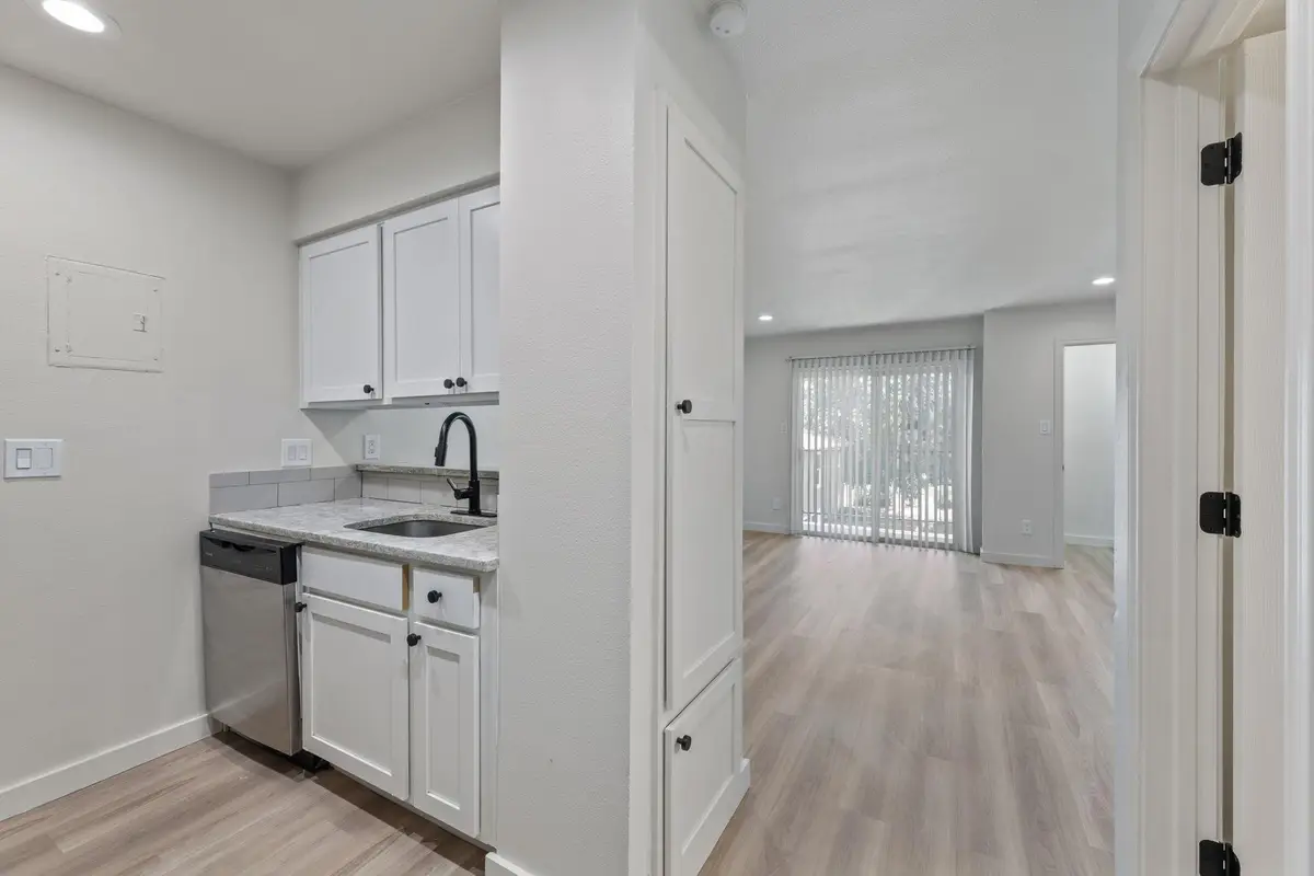 3819 Southway Dr #208, Austin, TX 78704 - #1