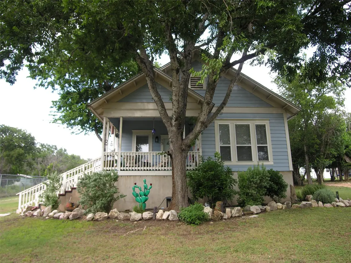 13 Cockrell Cir, Lampasas, TX 76550 - #1