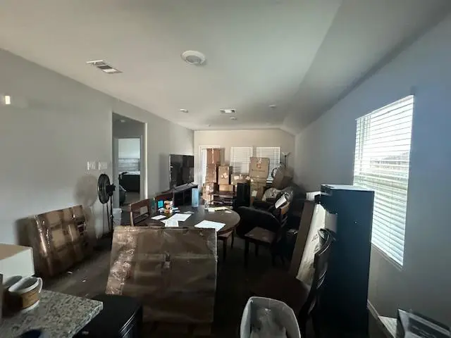 213 Lily Pond Trl, San Marcos, TX 78666 - Image #2