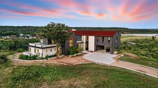 151 Creek Hollow Way, Spicewood, TX 78669