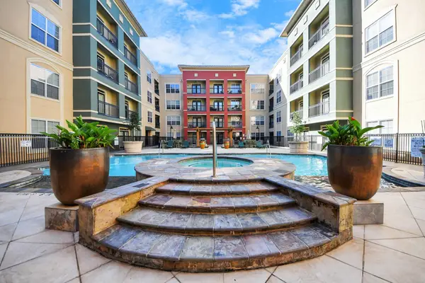 1711 Old Spanish Trl #404, Houston, TX 77054