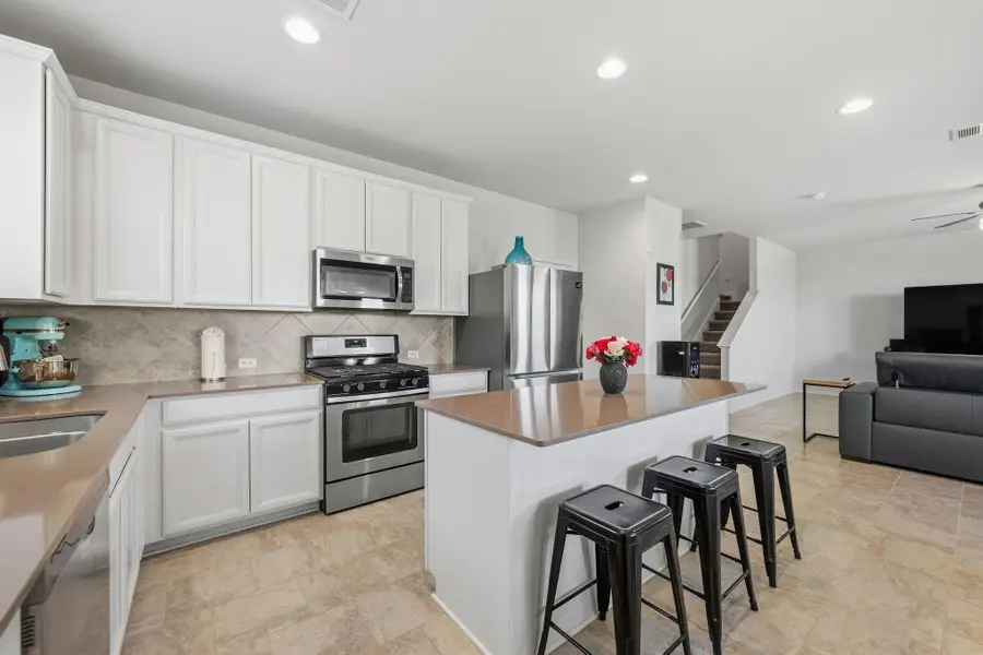 129 Sundown Ave, Buda, TX 78610 - #3