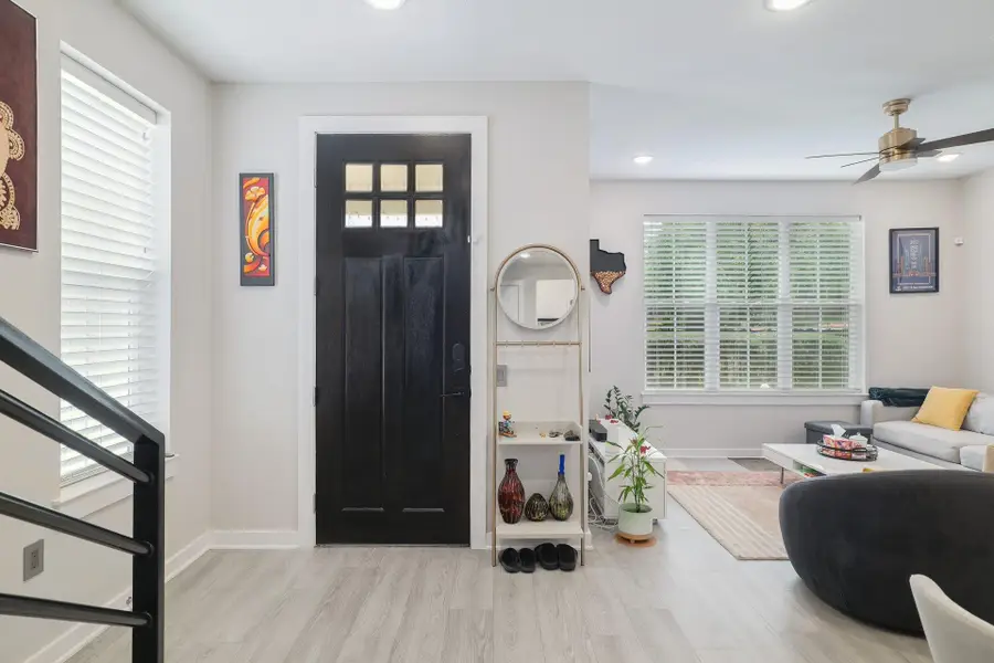 2624 Metcalfe Rd #24, Austin, TX 78741 - #3