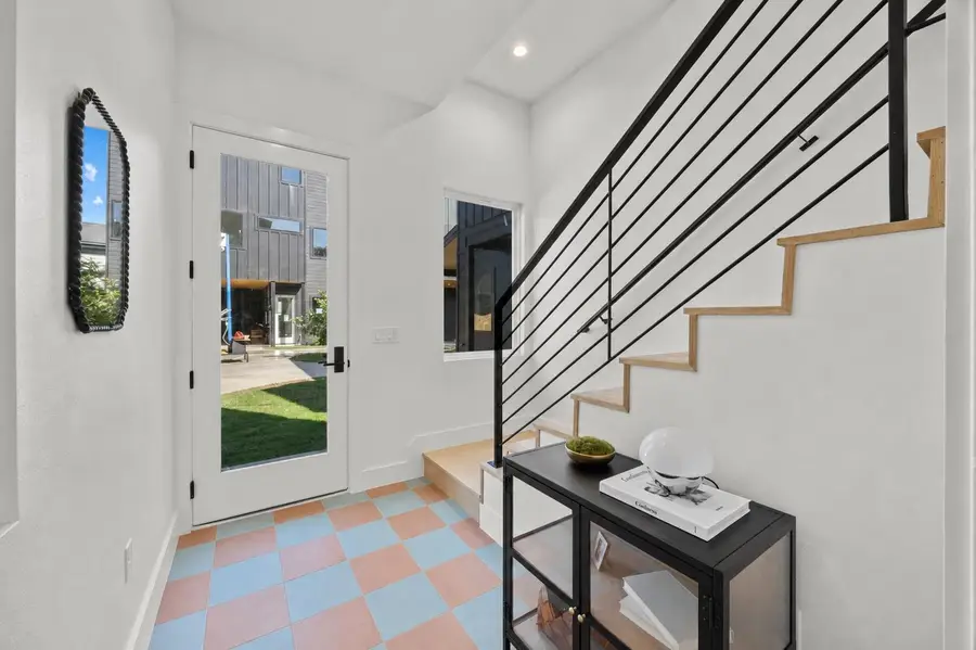 6502 Porter St #2, Austin, TX 78741 - #2