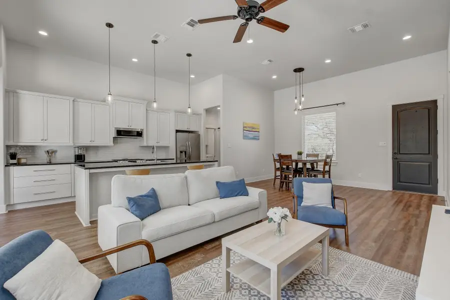 21814 Bluejay Blvd, Lago Vista, TX 78645 - #3