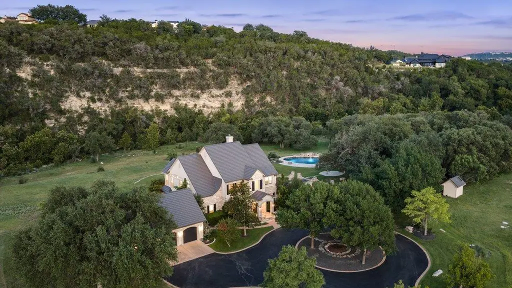 4605 Wild Cow Cv, Spicewood, TX 78669 - #1