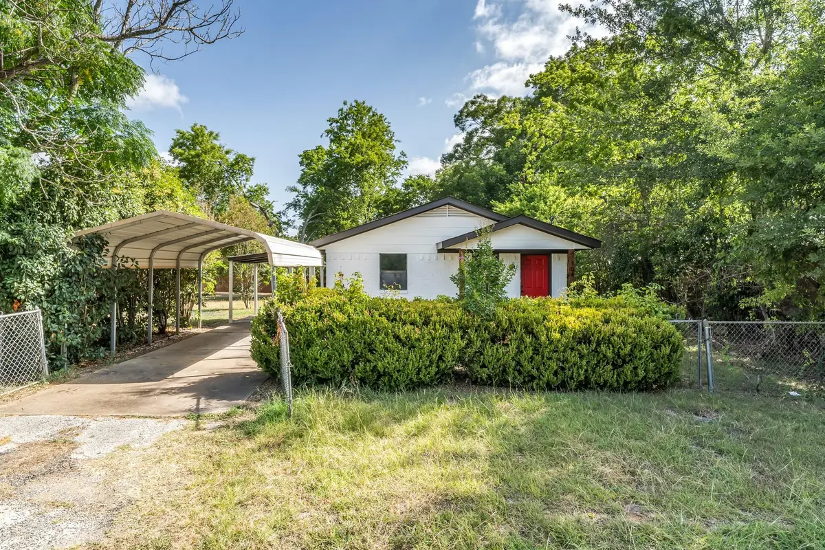 104 N Oneal St, Caldwell, TX 77836 - #1