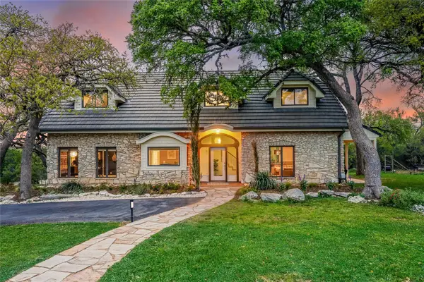 8004 Golden Oaks Ln, Austin, TX 78737