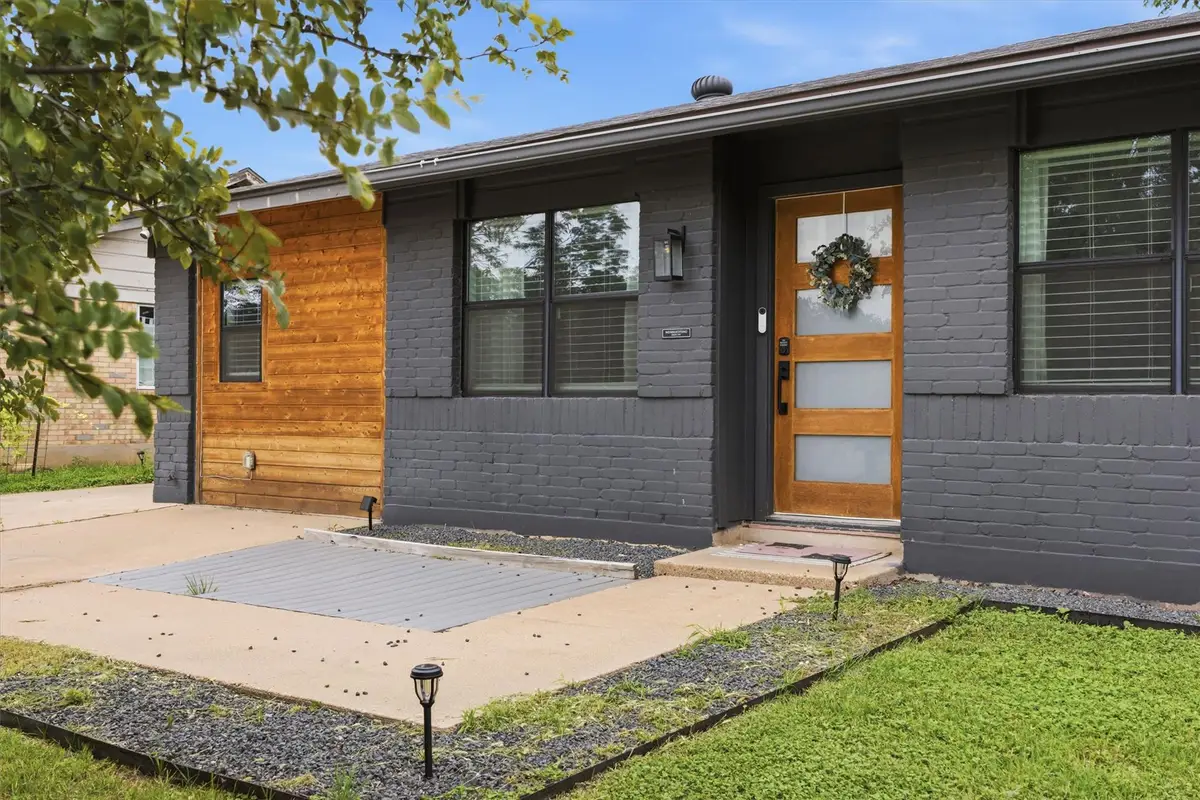 1014 S Meadows Dr, Austin, TX 78758 - #1
