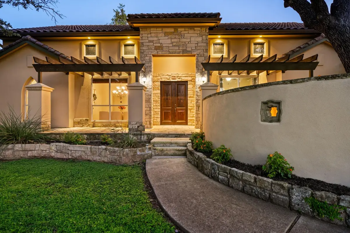 901 Palos Verdes, Leander, TX 78641 - #1