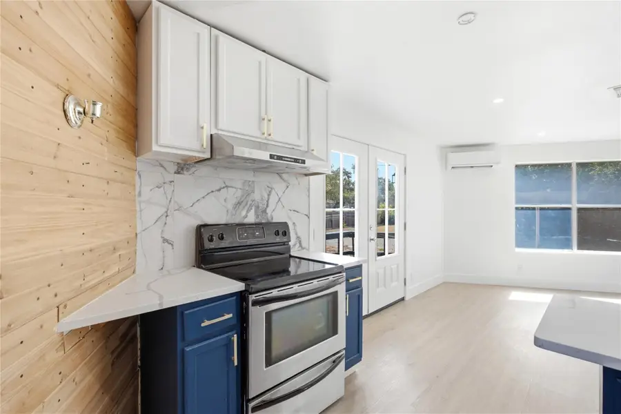 1902 Whitebead Trl, Austin, TX 78734 - #2