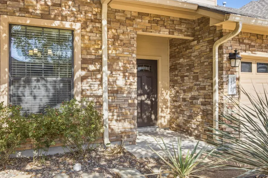14021 Ashton Woods Cir, Austin, TX 78727 - #2