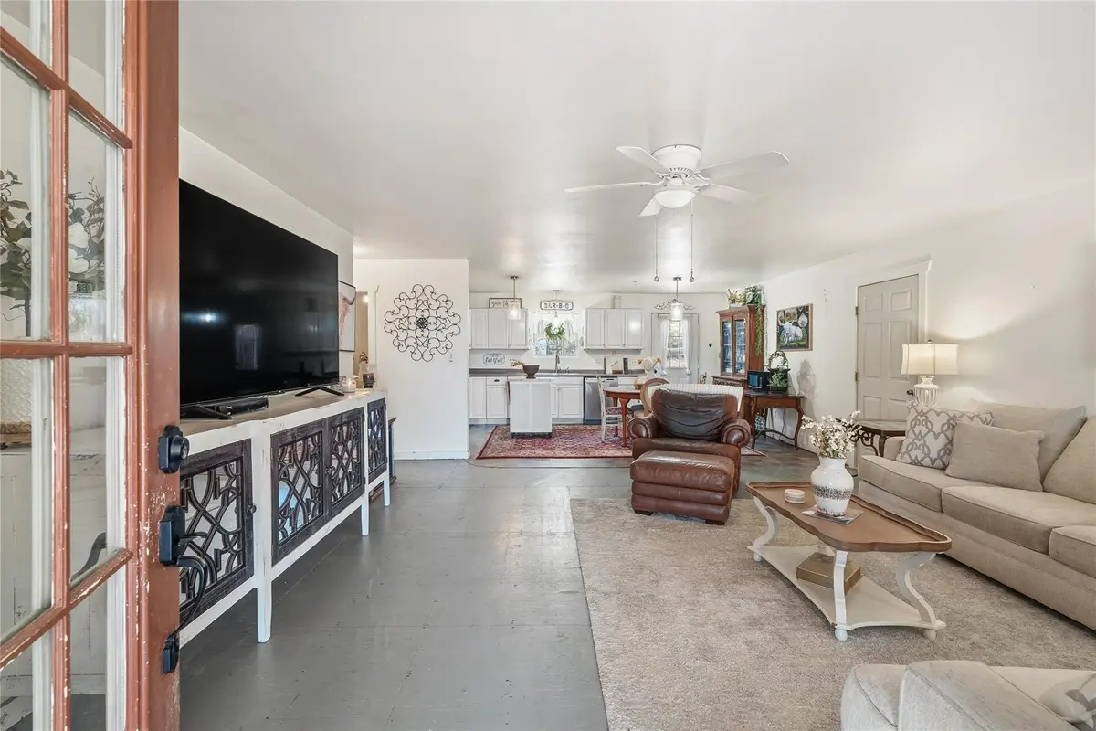 351 County Road 326, Bertram, TX 78605 - Image #1