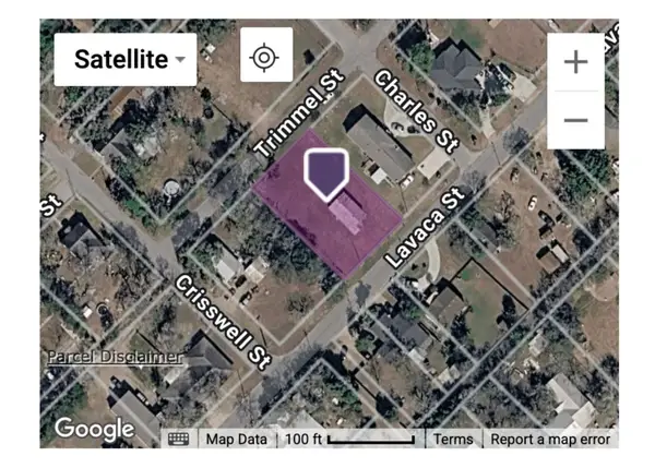 508 Lavaca St, Yoakum, TX 77995
