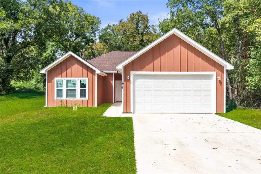 1624 E Collin St, Corsicana, TX 75110 - Image #3