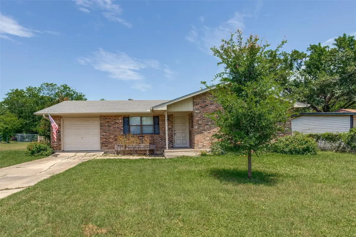 1516 Mclain St, Taylor, TX 76574 - #1