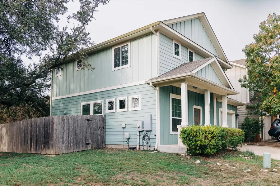 2905 Acopio Bnd, Austin, TX 78745 - Image #2