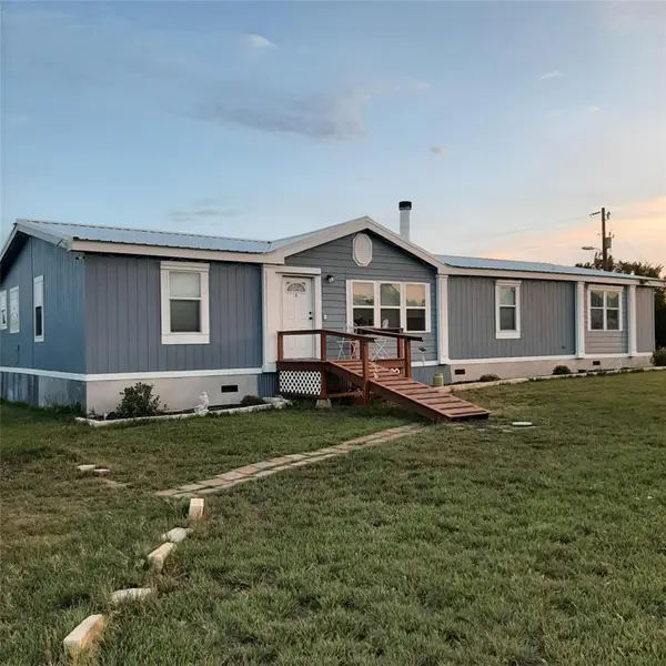 3160 Pettytown Rd, Dale, TX 78616