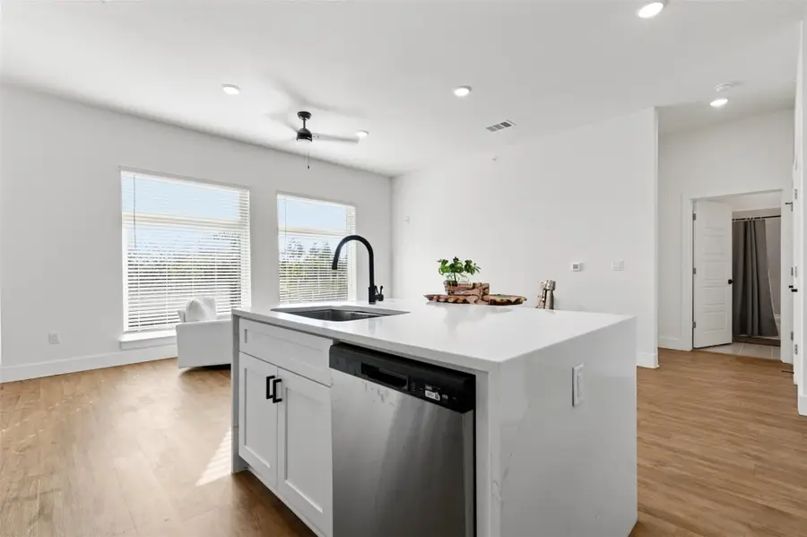 1811 Webberville Rd #1305, Austin, TX 78721 - #3