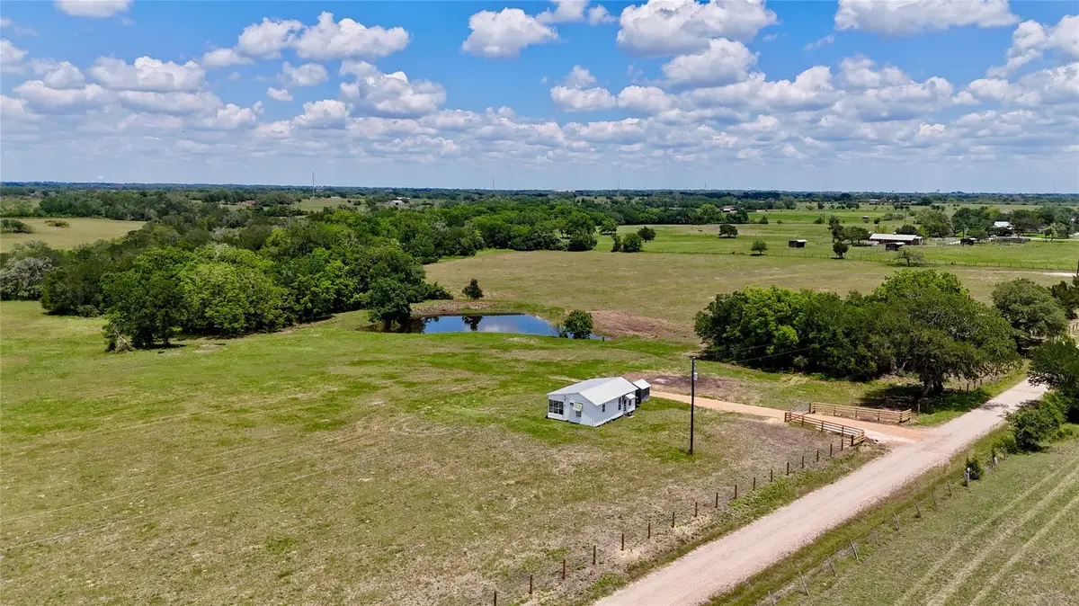 1070 Muehr Rd, Weimar, TX 78962 - #1