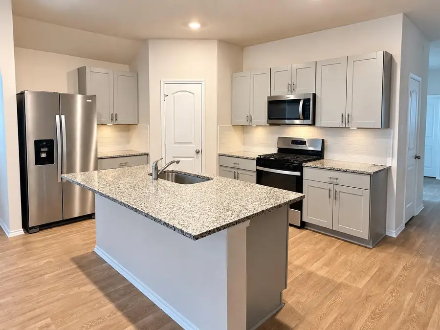1823 Windsor Blvd, Lockhart, TX 78644 - #3