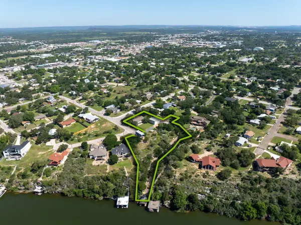 401 Crestview Dr, Marble Falls, TX 78654