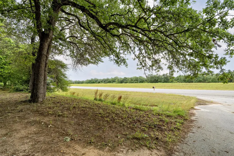 660 E Highway 290 Highway E, Elgin, TX 78621 - #3