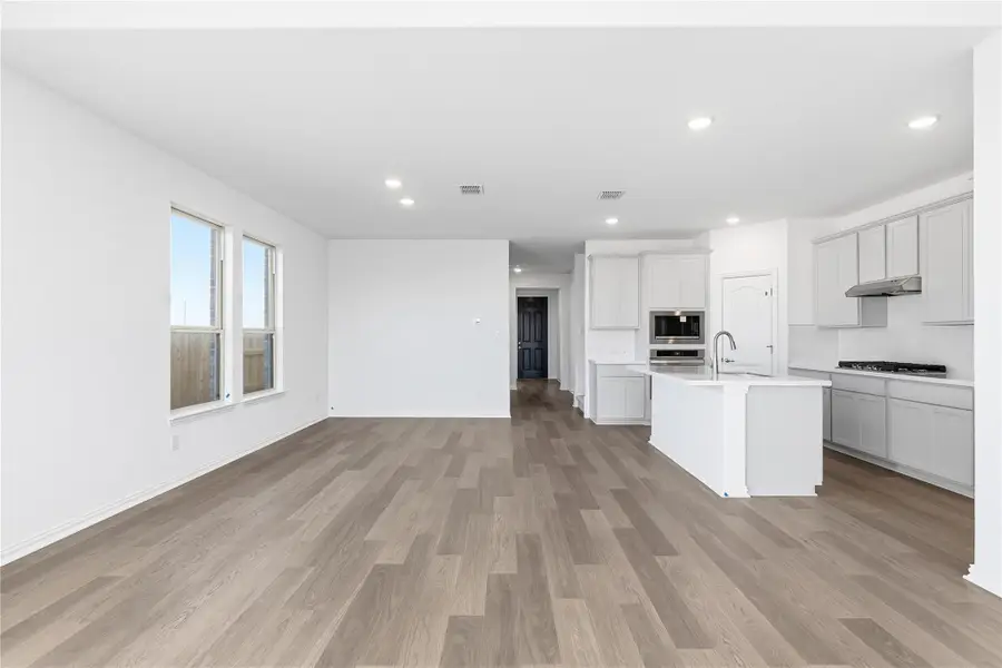 13804 Tucker Hedge Pass, Elgin, TX 78621 - Image #3