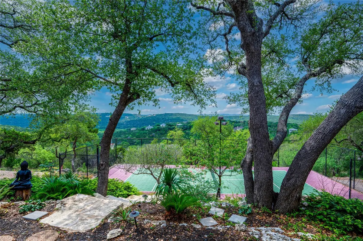 8817 Bell Mountain Dr, Austin, TX 78730 - #1