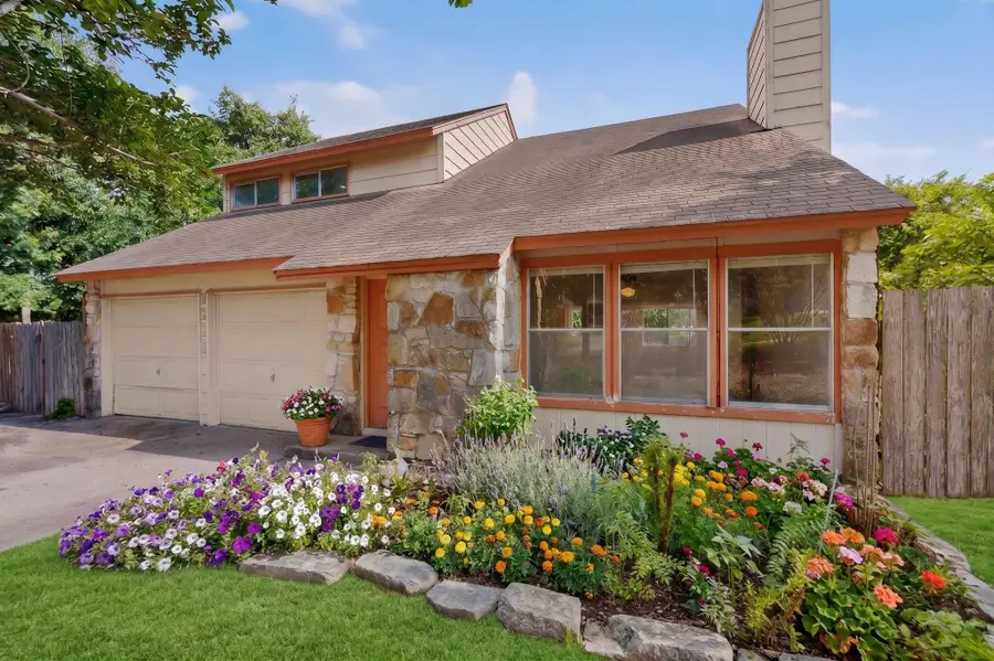 8211 Gallatin Dr, Austin, TX 78736 - #2