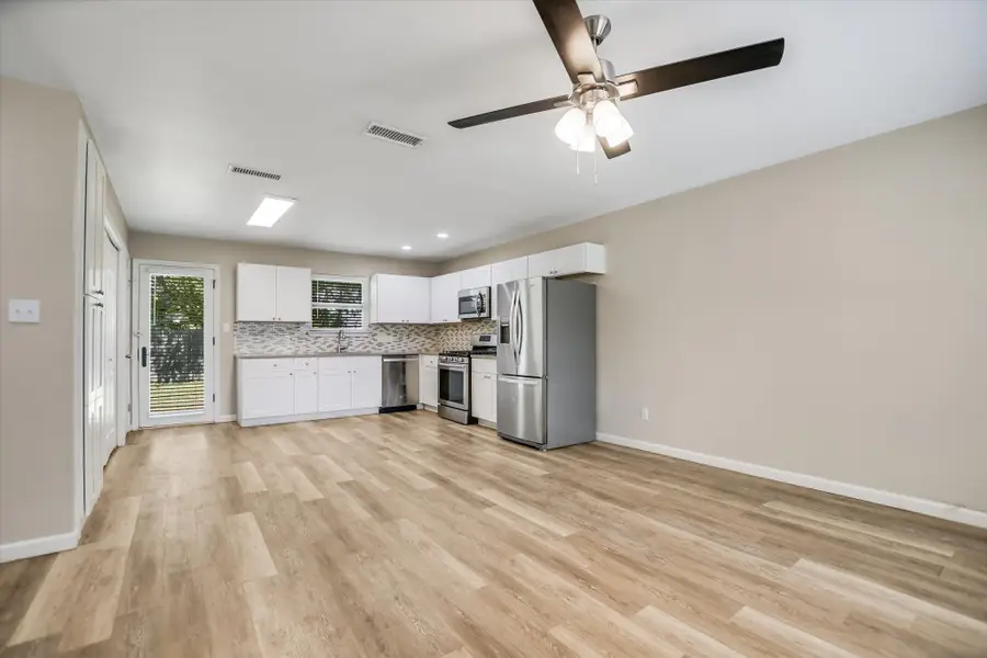 6026 Bluebell Cir, Austin, TX 78741 - #2