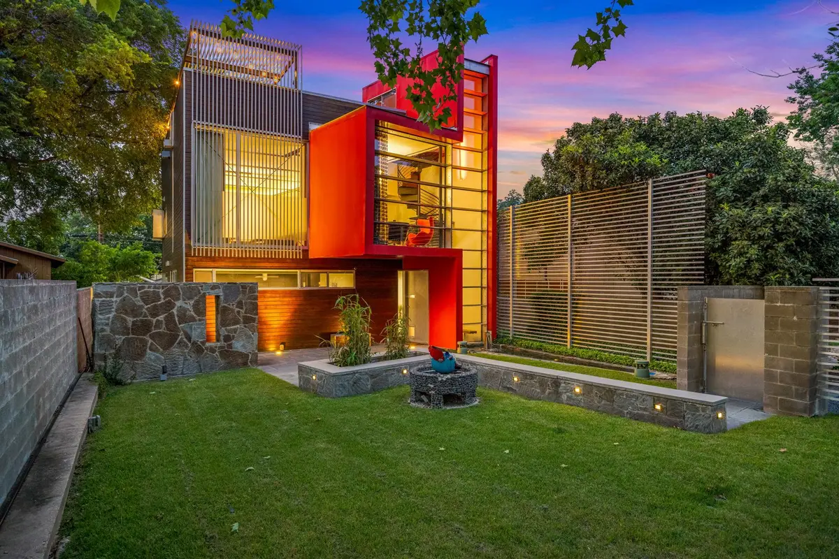 704 W Live Oak St, Austin, TX 78704 - #1