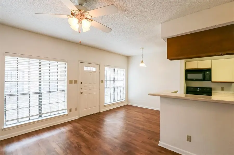 912 W 22nd St #208, Austin, TX 78705 - #3