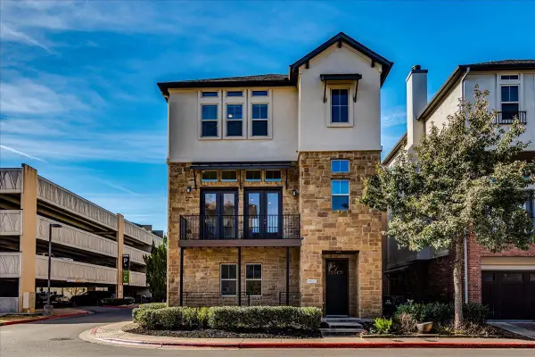 13522 Galleria Cir, Austin, TX 78738