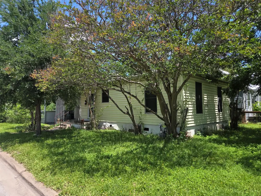 900 E 53rd St, Austin, TX 78751 - #2