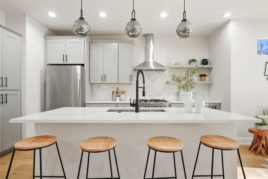 5109 Stone Gate Dr #2, Austin, TX 78721 - Image #3