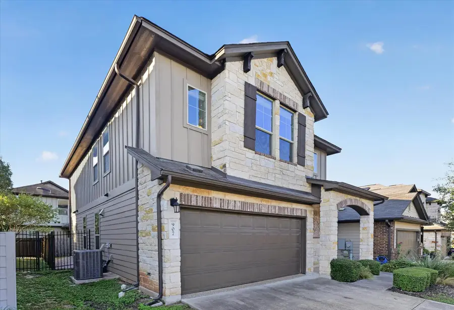 907 Sleepy Dell Ln, Austin, TX 78748 - #2