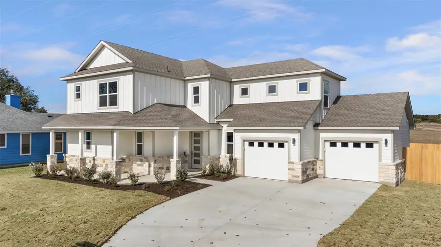 214 Cailin Ct, Burnet, TX 78611 - Image #2