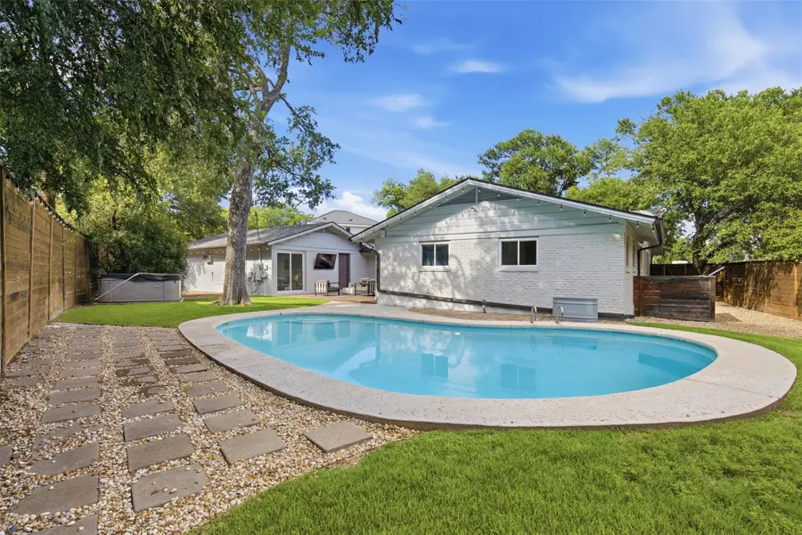 4107 Circletree Loop, Austin, TX 78731 - #3