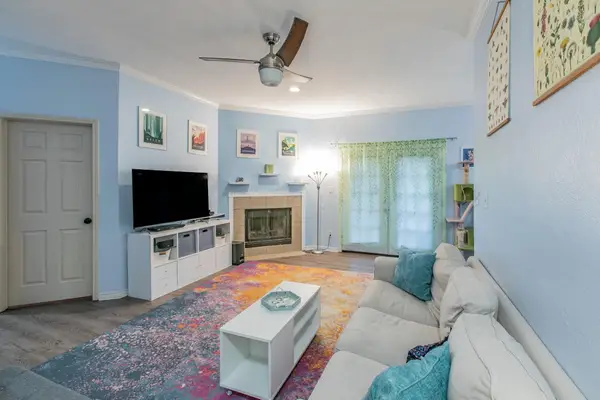 1005 N Lbj Dr #B2, San Marcos, TX 78666