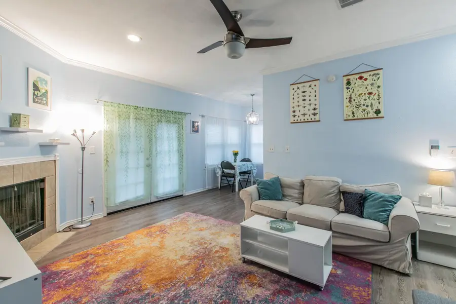 1005 N Lbj Dr #B2, San Marcos, TX 78666 - #3