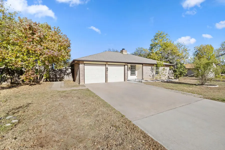 902 Virginia Dr, Round Rock, TX 78664 - Image #2