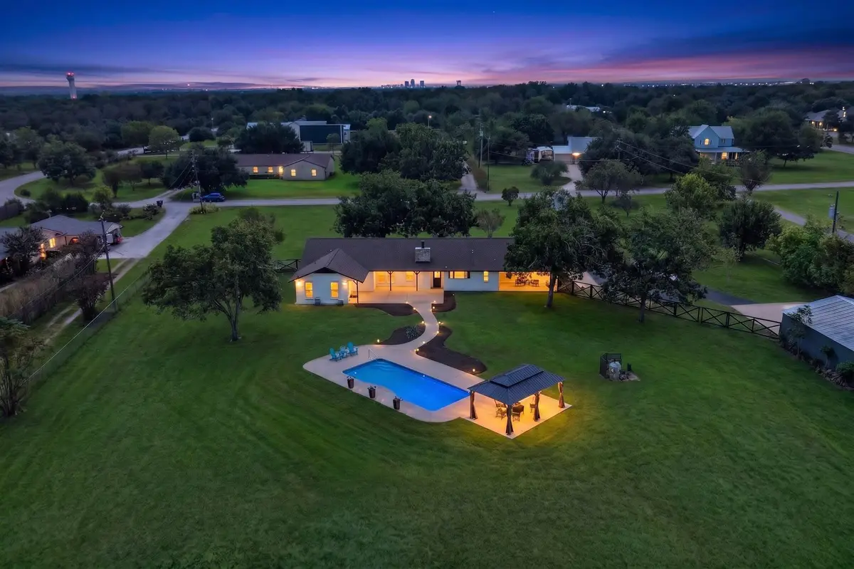 504 Buckaroo Trl, Buda, TX 78610 - #1