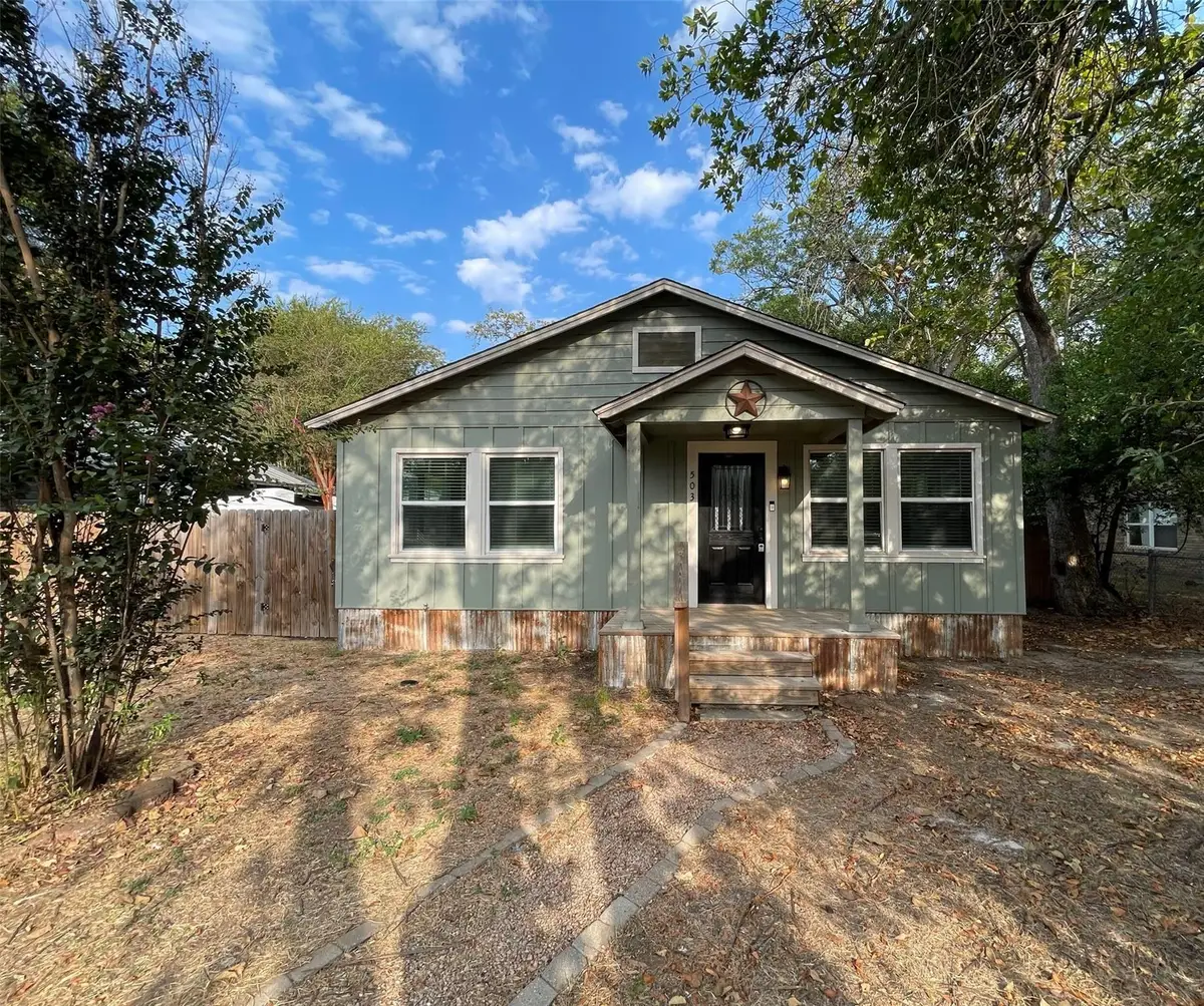 503 Byrne St, Smithville, TX 78957 - #1