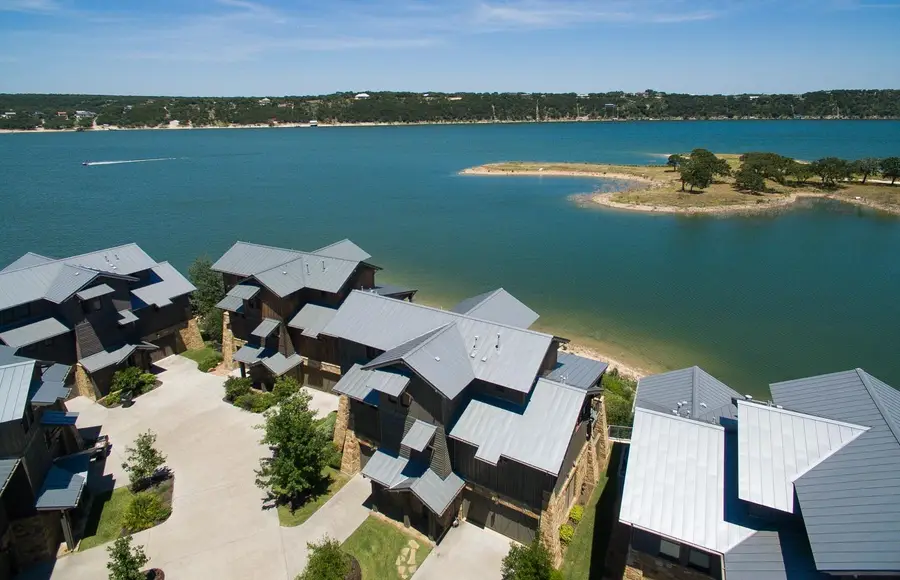 2217 Seabiscuit Cv #113, Spicewood, TX 78669 - #2